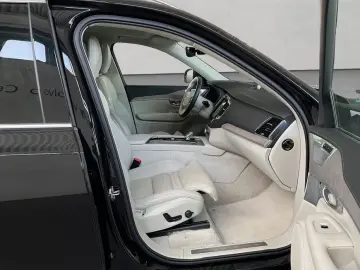 VOLVO XC90 T8 AWD Recharge Inscription