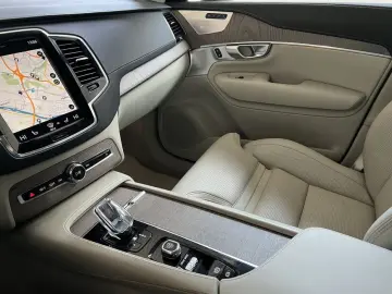 VOLVO XC90 T8 AWD Recharge Inscription