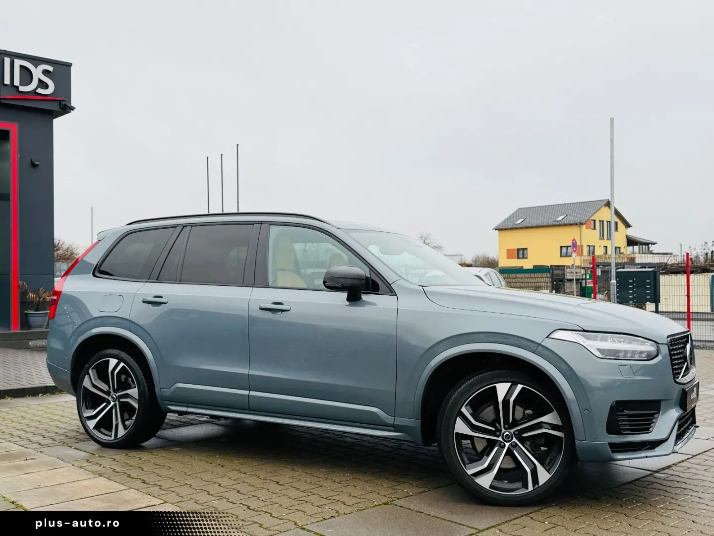 VOLVO XC 90 XC90 Plus Dark Recharge Plug-In Hybrid AWD