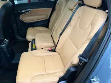 VOLVO XC 90 XC90 Plus Dark Recharge Plug-In Hybrid AWD