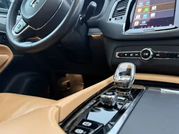 VOLVO XC 90 XC90 Plus Dark Recharge Plug-In Hybrid AWD