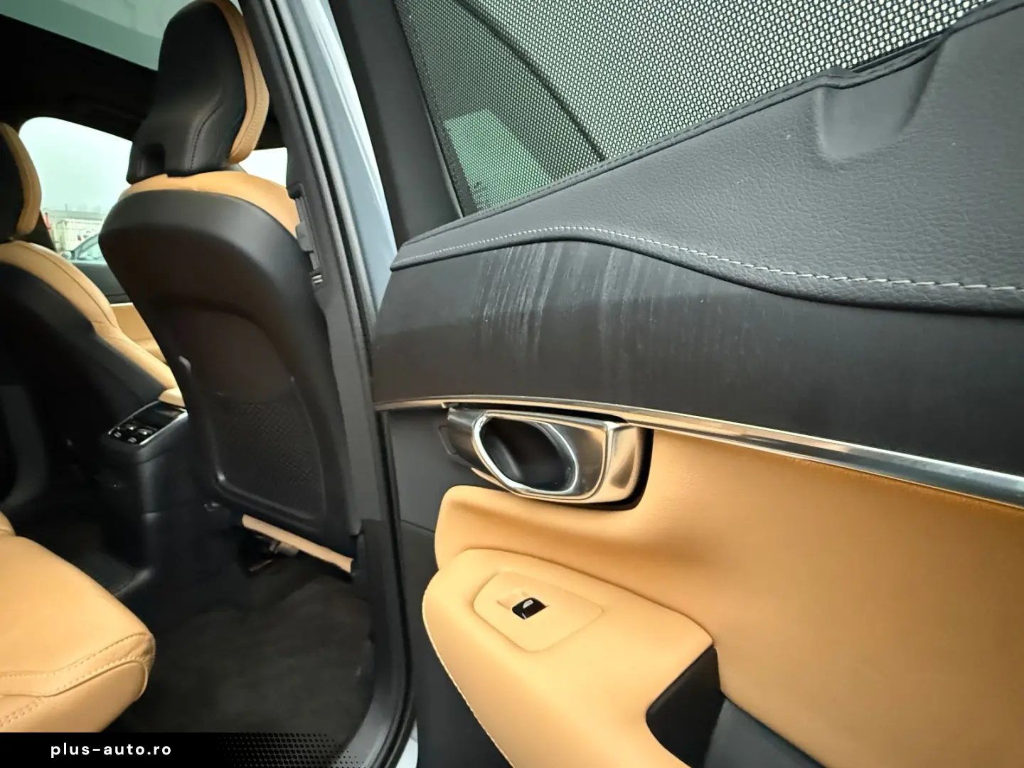 VOLVO XC 90 XC90 Plus Dark Recharge Plug-In Hybrid AWD