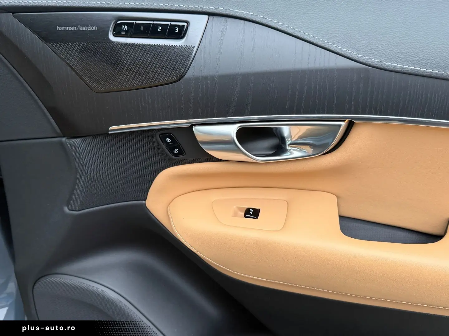 VOLVO XC 90 XC90 Plus Dark Recharge Plug-In Hybrid AWD