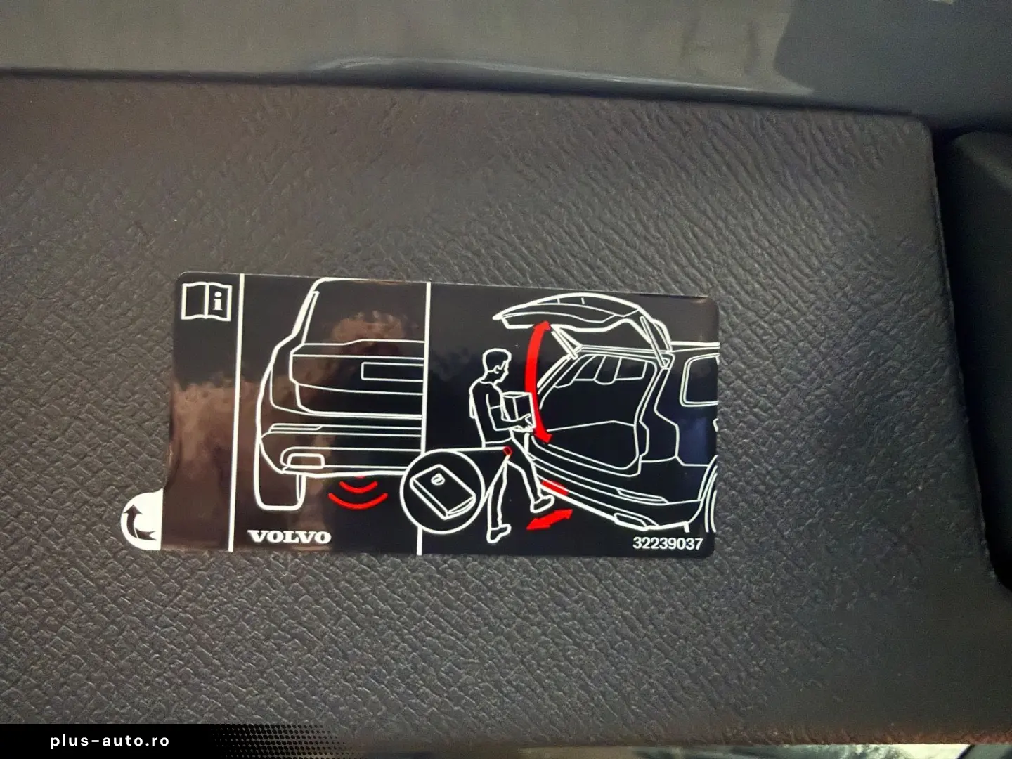 VOLVO XC 90 XC90 Plus Dark Recharge Plug-In Hybrid AWD