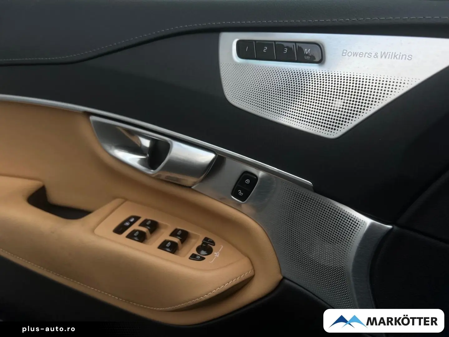 VOLVO XC90 Ultimate Bright Plug-In Hybrid AWD