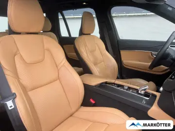 VOLVO XC90 Ultimate Bright Plug-In Hybrid AWD