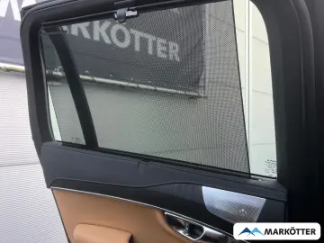 VOLVO XC90 Ultimate Bright Plug-In Hybrid AWD