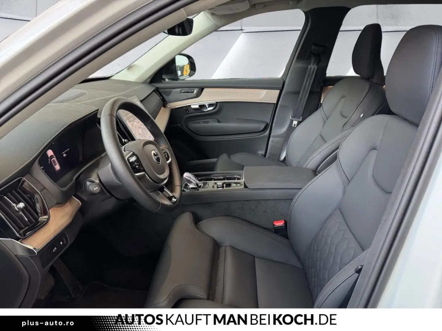 VOLVO XC90 T8 AWD Plug-in Hybrid