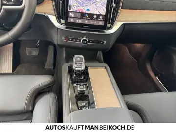 VOLVO XC90 T8 AWD Plug-in Hybrid