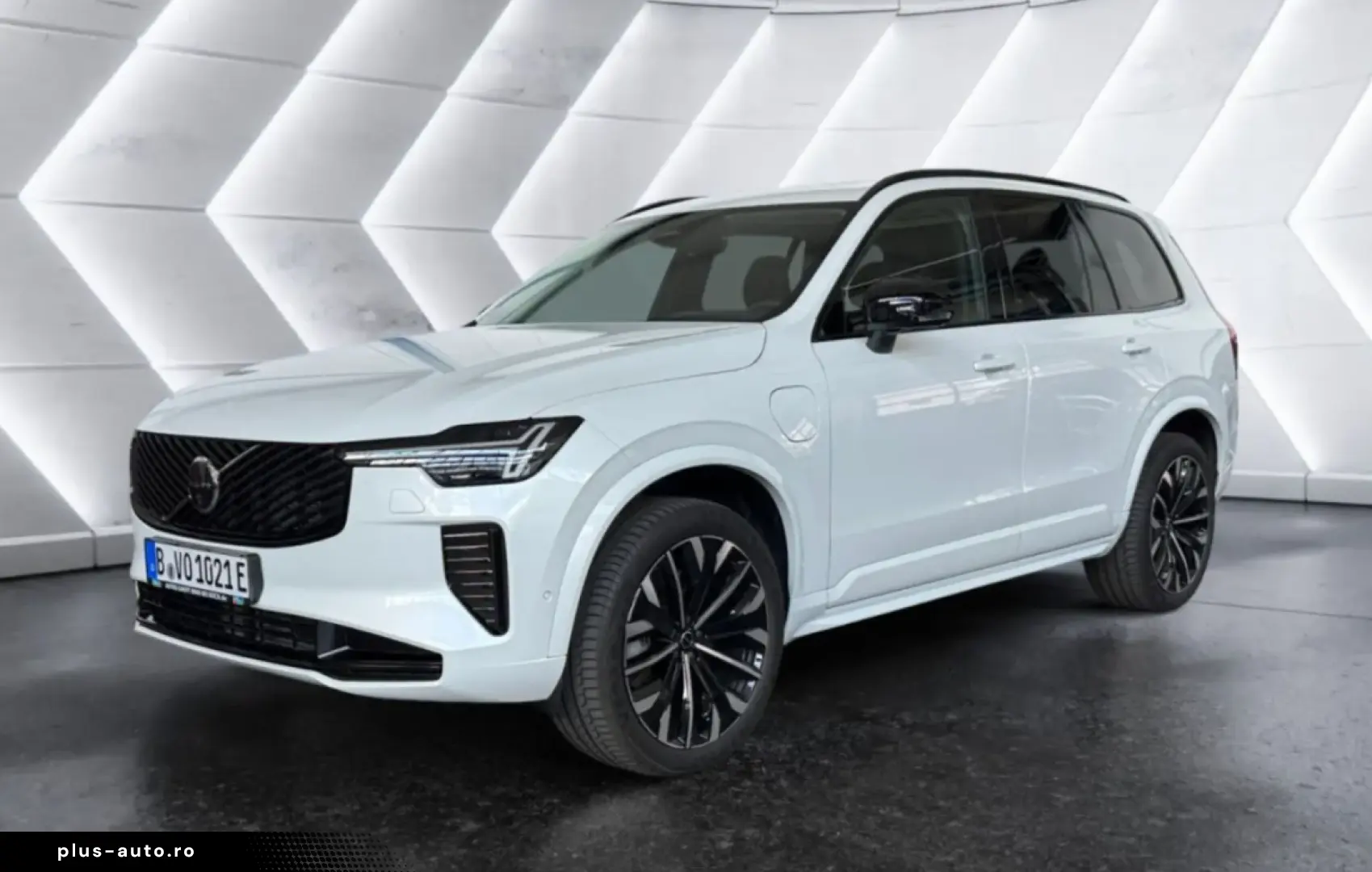 VOLVO XC90 T8 AWD Plug-in Hybrid