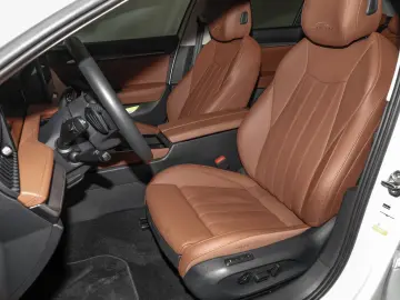 SKODA Superb Combi 2.0 TSI 4x4 DSG L&K AHK 360  Matrix