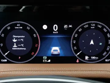 SKODA Superb Combi 2.0 TSI 4x4 DSG L&K AHK 360  Matrix