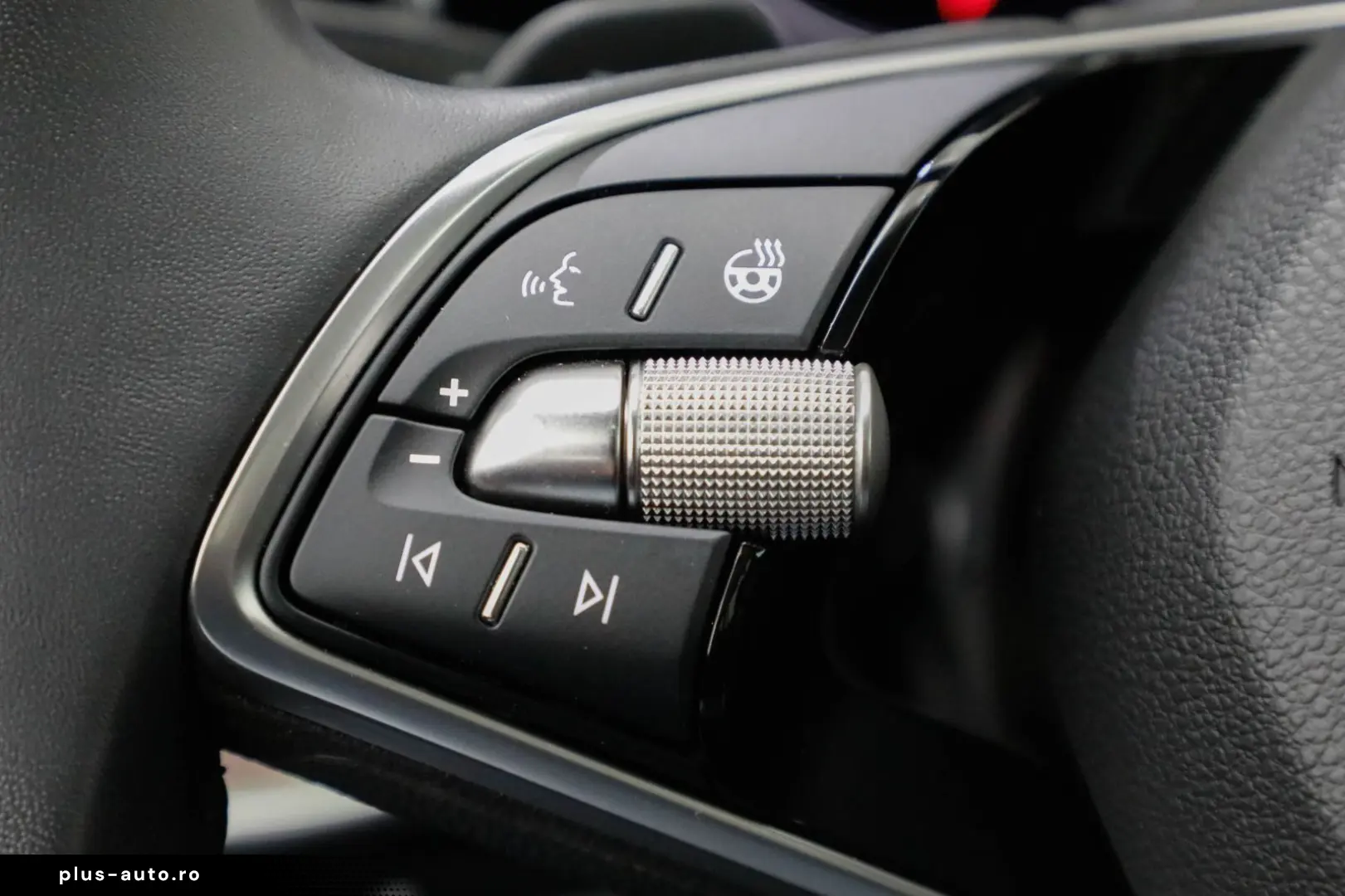 SKODA Superb Combi 2.0 TSI 4x4 DSG L&K AHK 360  Matrix