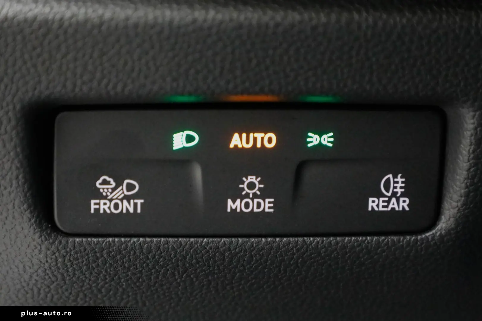 SKODA Superb Combi 2.0 TSI 4x4 DSG L&K AHK 360  Matrix