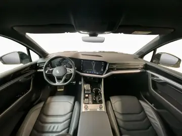 VW Touareg R-Line Black-Style AHK Luftf.