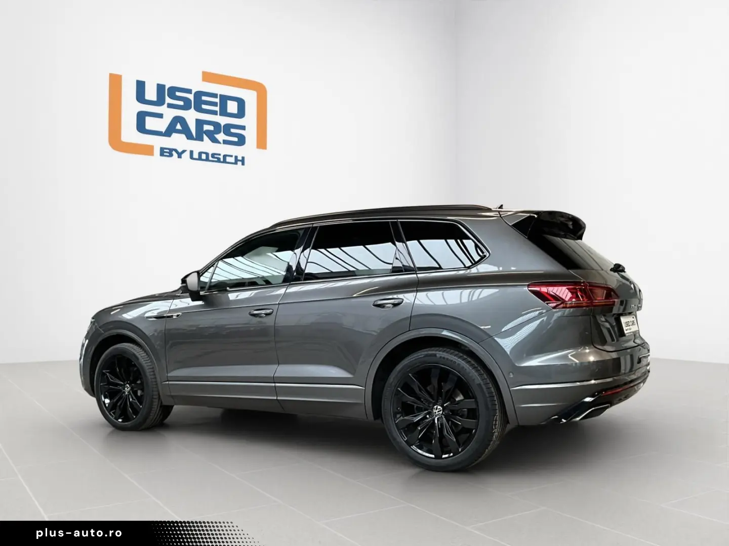 VW Touareg R-Line Black-Style AHK Luftf.