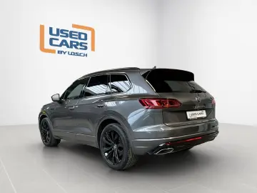 VW Touareg R-Line Black-Style AHK Luftf.
