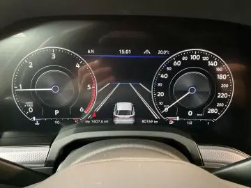 VW Touareg R-Line Black-Style AHK Luftf.