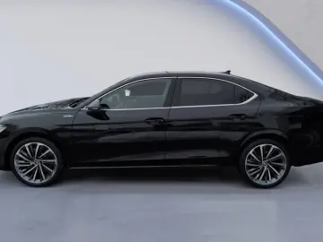 SKODA Superb 2.0 TSI 4x4 L&K HEAD-UP AHK KAMERA