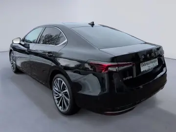 SKODA Superb 2.0 TSI 4x4 L&K HEAD-UP AHK KAMERA