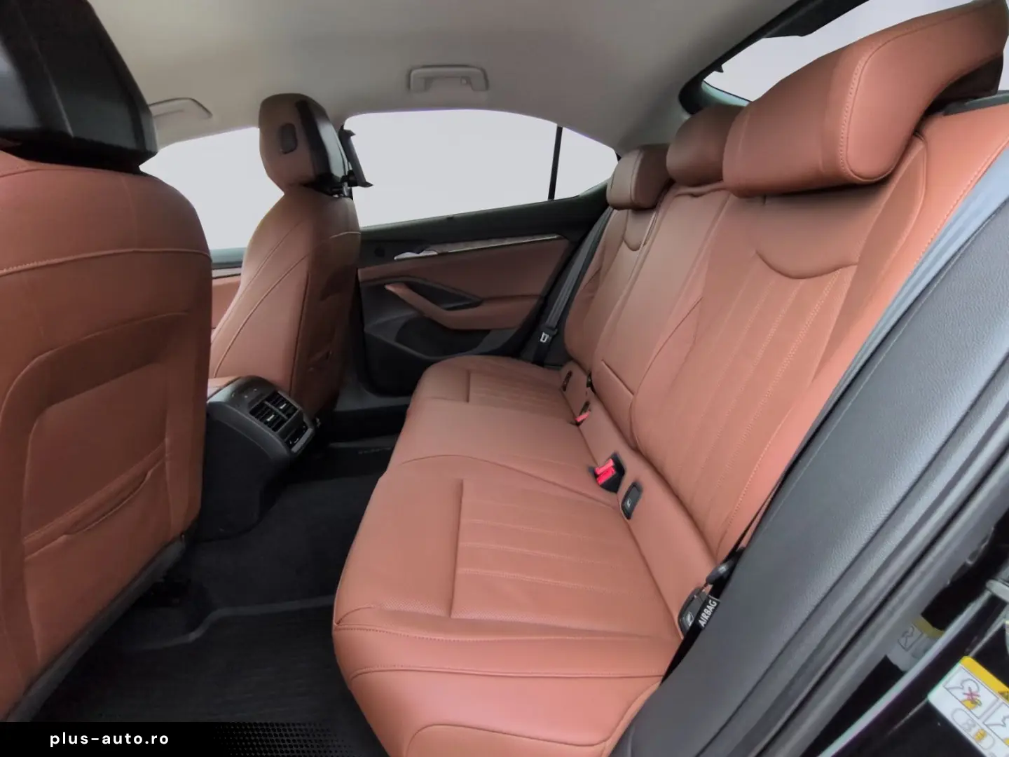 SKODA Superb 2.0 TSI 4x4 L&K HEAD-UP AHK KAMERA