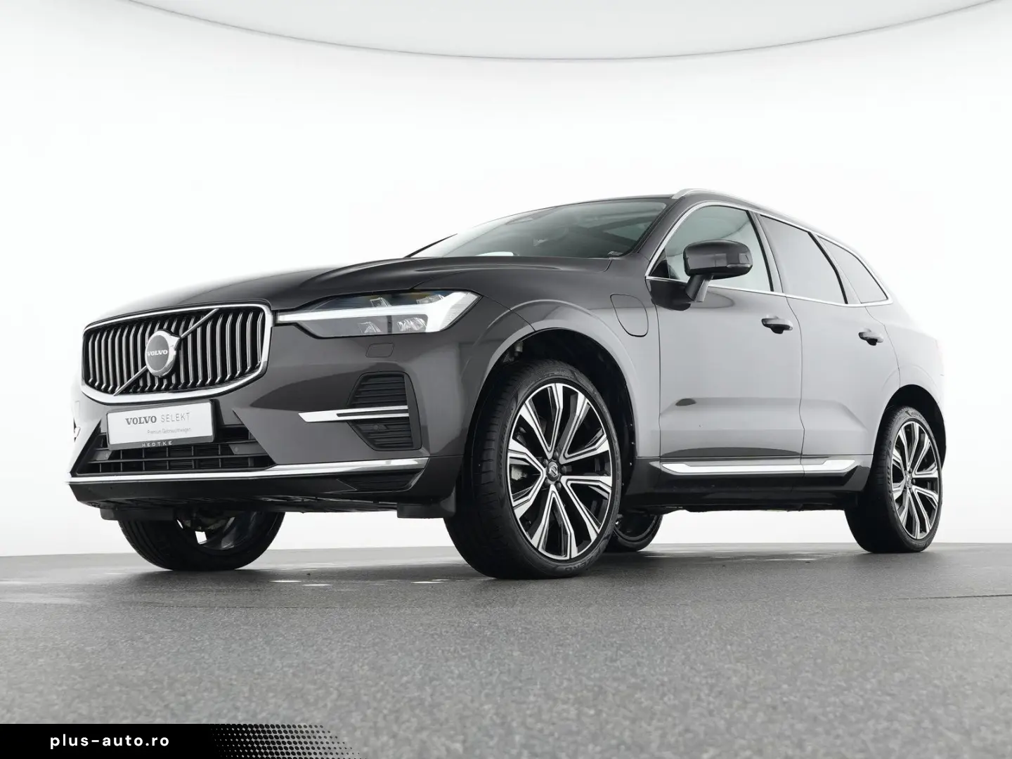 VOLVO XC60 T6 Recharge AWD Plus Bright