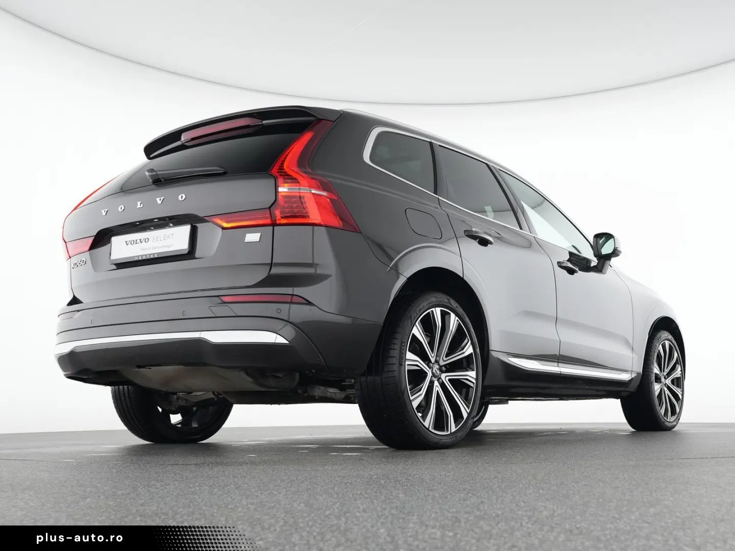 VOLVO XC60 T6 Recharge AWD Plus Bright
