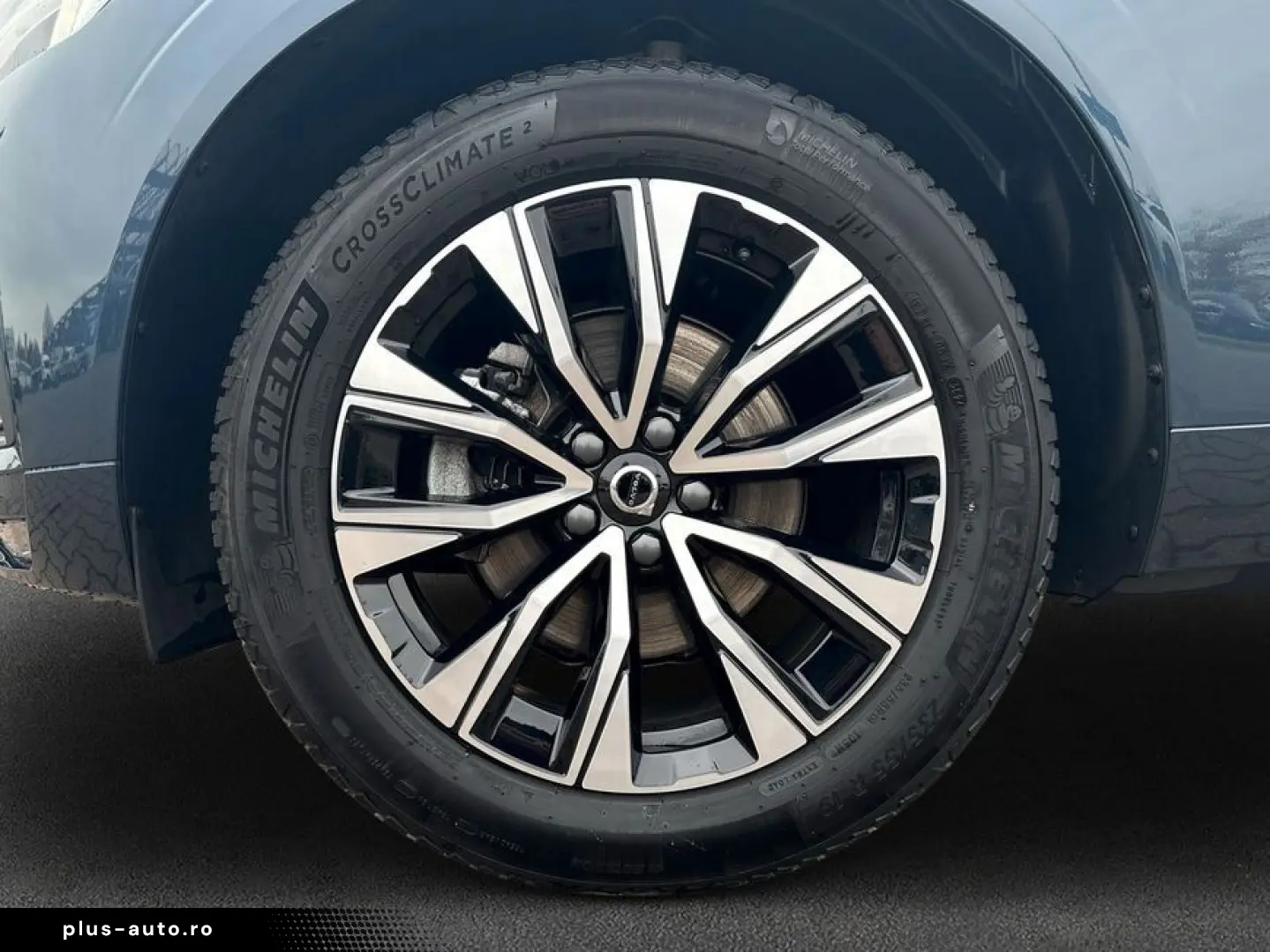 VOLVO XC60 B5 B AWD Core