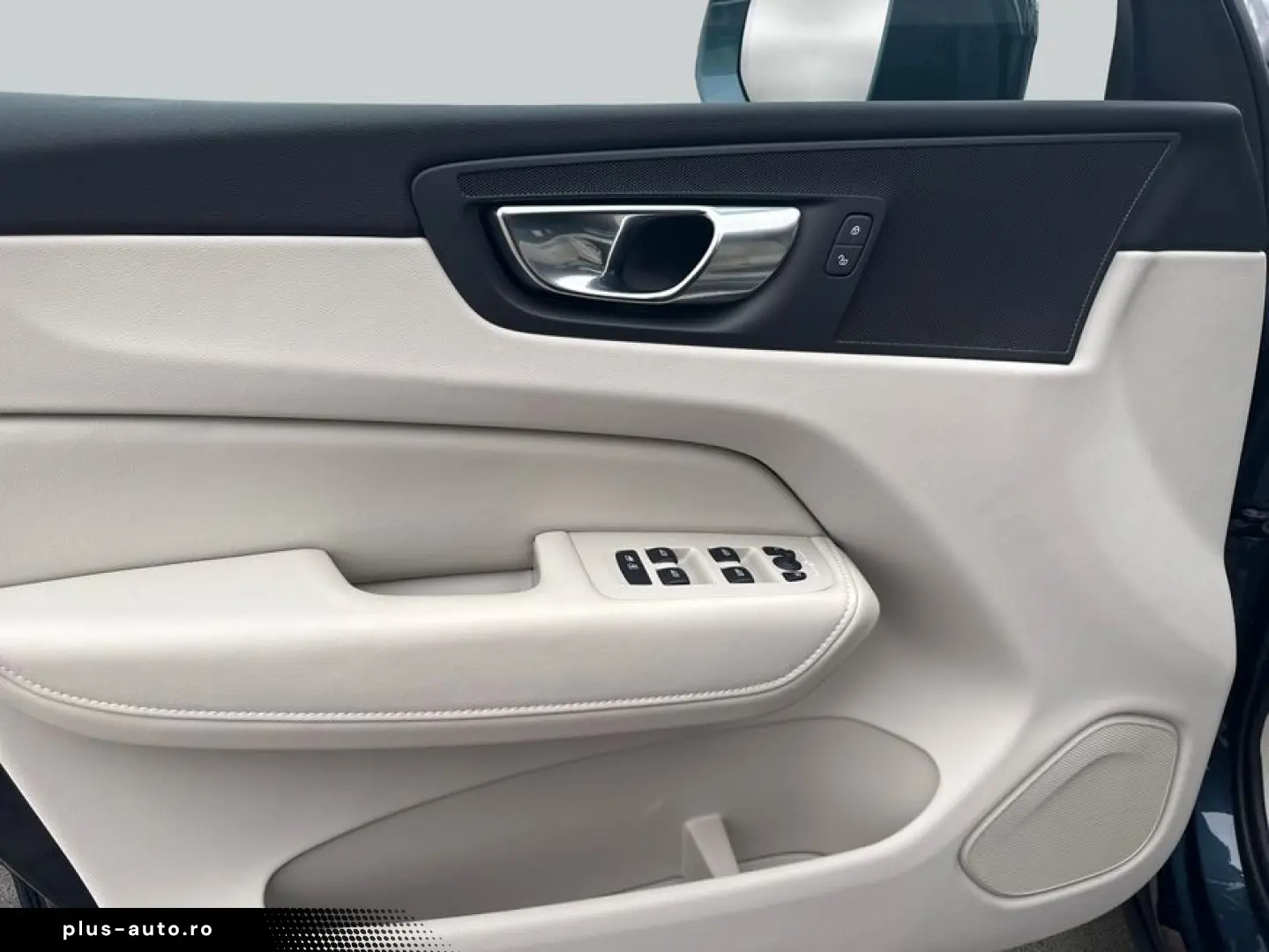 VOLVO XC60 B5 B AWD Core