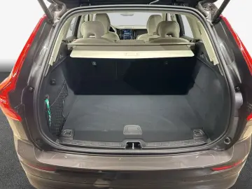 VOLVO XC60 B5 B AWD Core