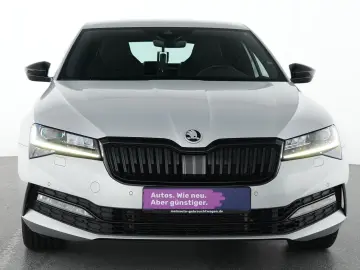 SKODA Superb Sportline 4x4 ACC Kamera LED Totwinkel-As