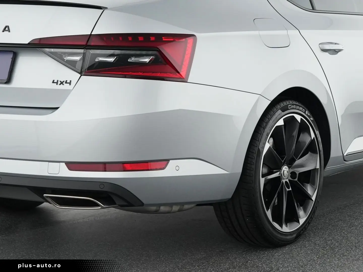 SKODA Superb Sportline 4x4 ACC Kamera LED Totwinkel-As