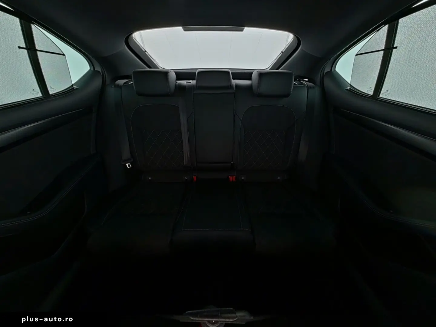 SKODA Superb Sportline 4x4 ACC Kamera LED Totwinkel-As