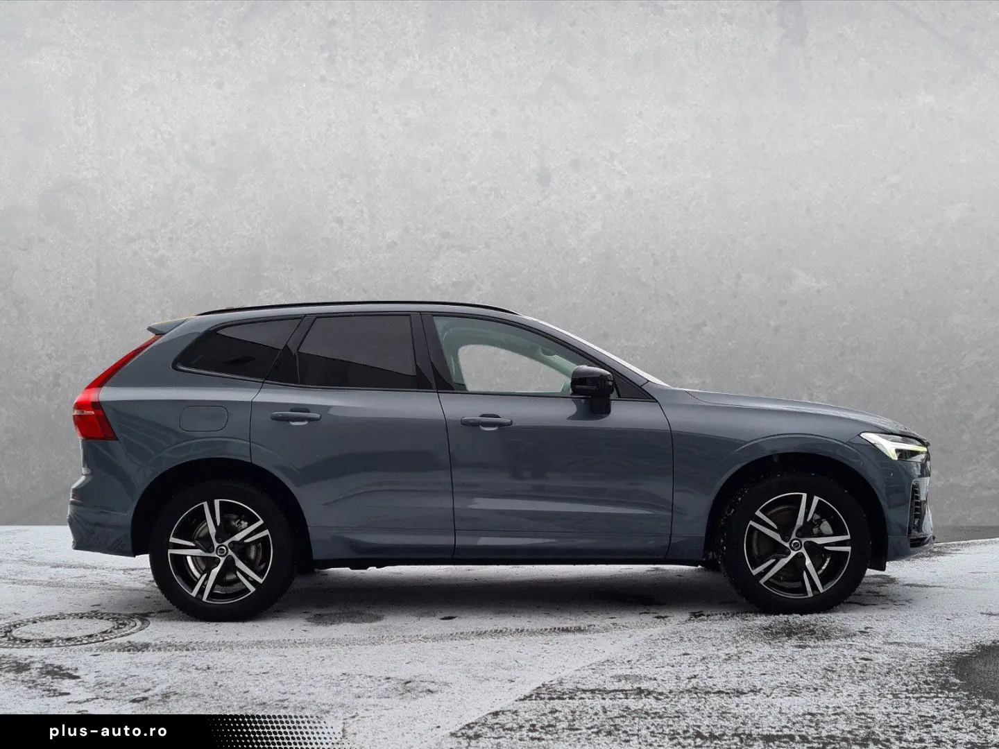 VOLVO XC60 T6 AWD Hybrid Plus Dark