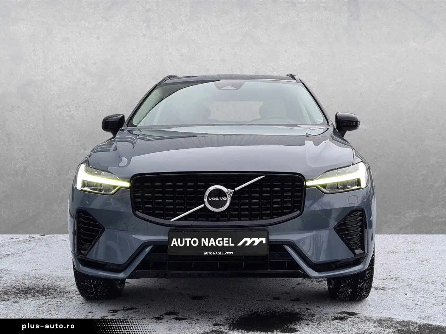 VOLVO XC60 T6 AWD Hybrid Plus Dark