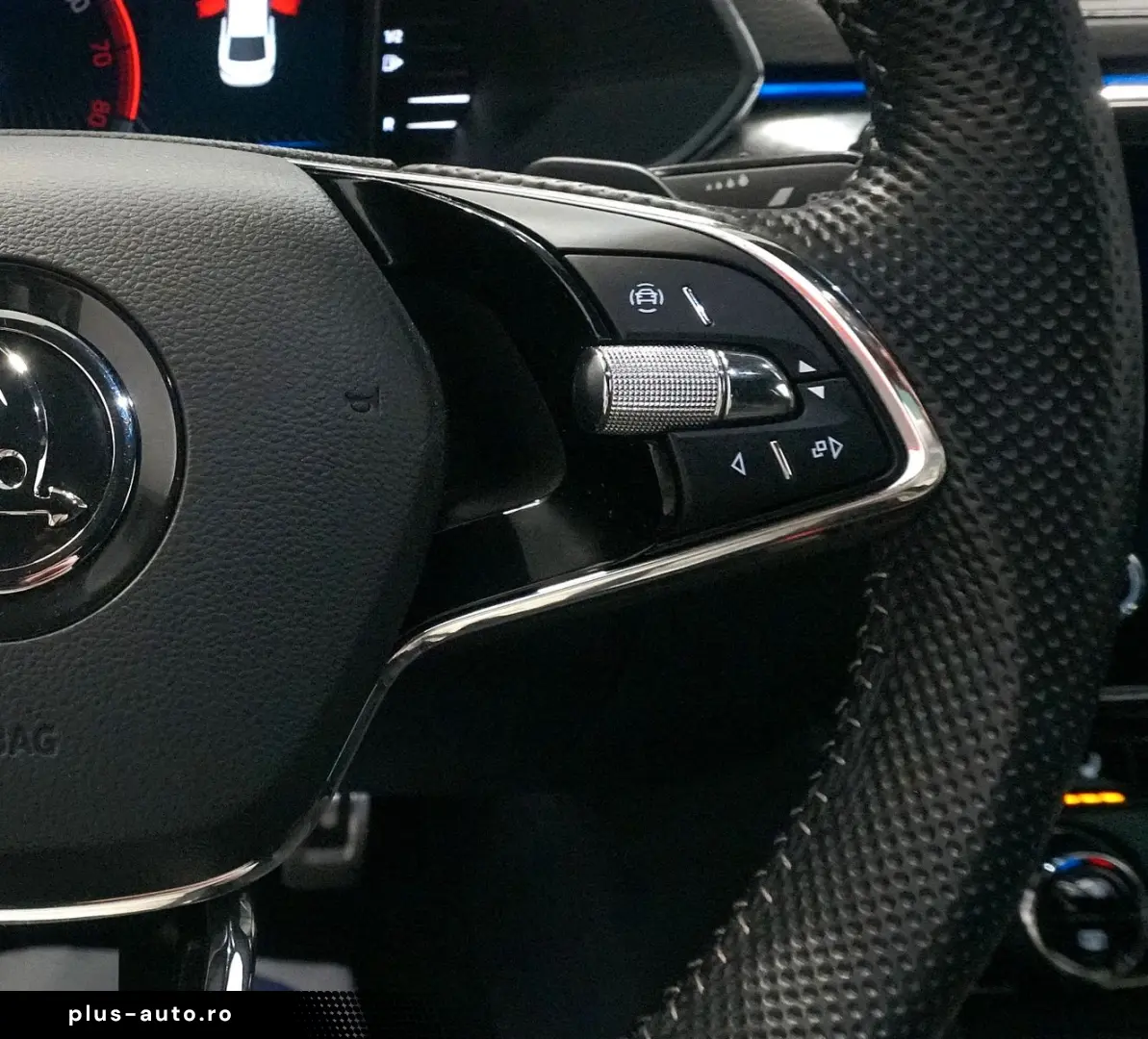 SKODA Superb Lim. 2.0 TSI Sportline 4x4 TEMP MATRIX VC