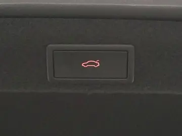 SKODA Superb Lim. 2.0 TSI Sportline 4x4 TEMP MATRIX VC