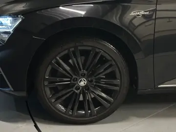 SKODA Superb Lim. L&K 4x4  280PS 19Zoll AHK SitzKlima