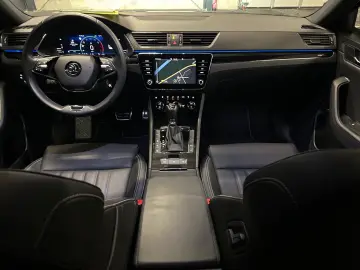 SKODA Superb Lim. L&K 4x4  280PS 19Zoll AHK SitzKlima