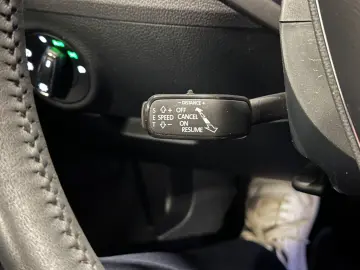 SKODA Superb Lim. L&K 4x4  280PS 19Zoll AHK SitzKlima