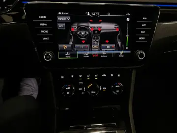 SKODA Superb Lim. L&K 4x4  280PS 19Zoll AHK SitzKlima