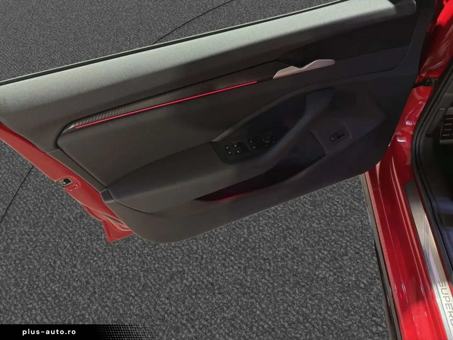 SKODA Superb Lim. 2.0 TDI  TDI 4x4 Sportline AHK   Pak