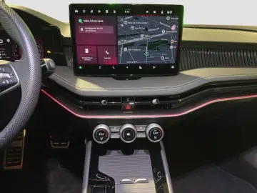 SKODA Superb Lim. 2.0 TDI  TDI 4x4 Sportline AHK   Pak