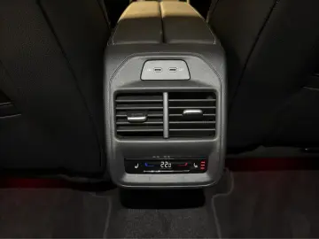 SKODA Superb Lim. 2.0 TDI  TDI 4x4 Sportline AHK   Pak