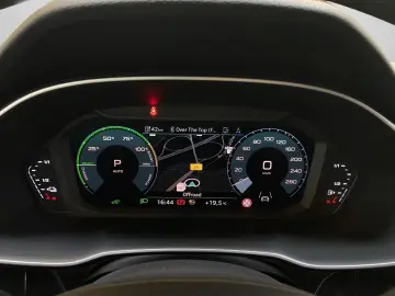 AUDI Q3 Sportback 45 TFSI e S Tronic Led Navi RFK