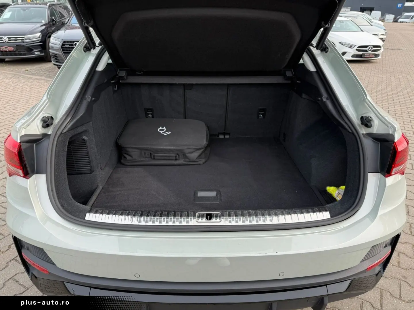 AUDI Q3 Sportback 45TFSIe S-TRONIC S-LINE AMBIENTE