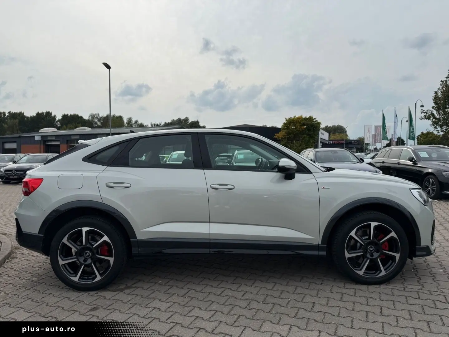 AUDI Q3 Sportback 45TFSIe S-TRONIC S-LINE AMBIENTE