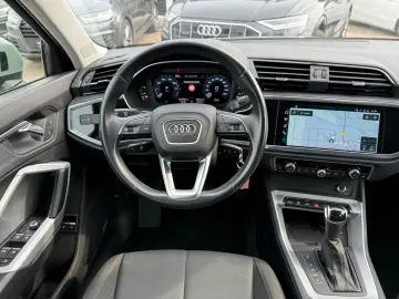 AUDI Q3 Sportback 45TFSIe S-TRONIC S-LINE AMBIENTE