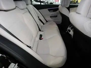 MERCEDES-BENZ C 180 Avantgarde