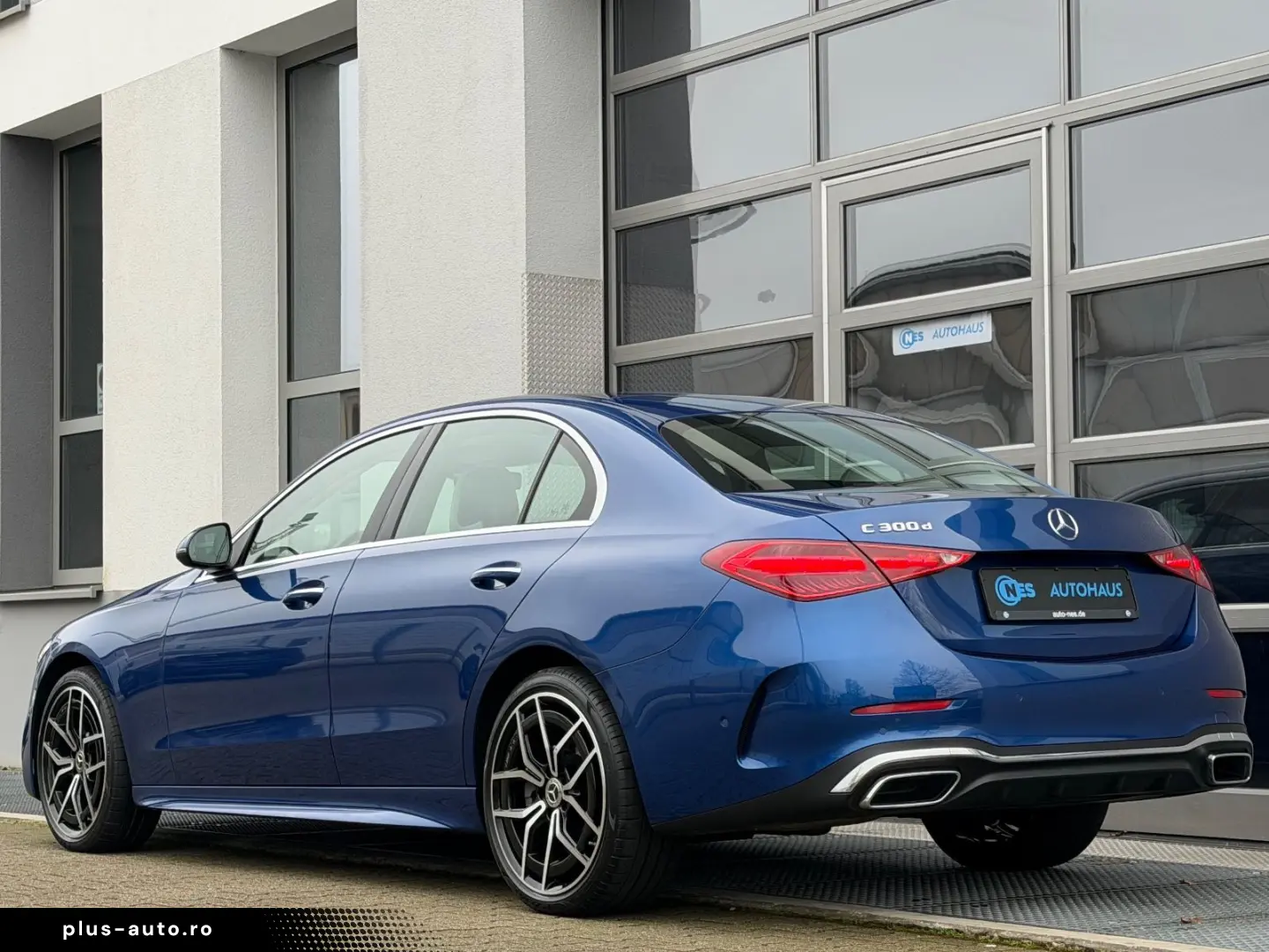 MERCEDES-BENZ C 300d AMG BURMESTER